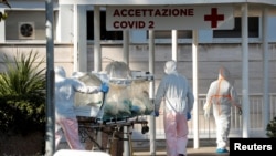  Spitalul Spallanzani din Roma, secția specială pentru cei care suferă de Covid-19, 17 martie 2020