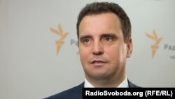 «Я б хотів, щоб «Укроборонпром» залишився під Міністерством економічного розвитку, торгівлі і сільського господарства», – сказав Абромавичус