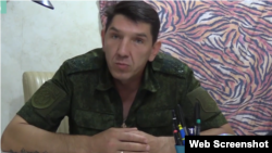 Сергій Попов під час інтерв'ю у 2019 році. Горлівка