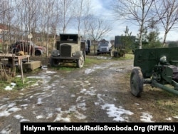 Військова техніка