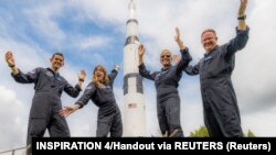 Сентябрь айында SpaceX компаниясынын The Inspiration4 экипажы менен космосту көрүп келген саякатчылар.