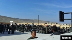 یکی از پایگاه‌های استقرار نیروهای موسوم به لشکر فاطمیون در نزدیکی حلب. این لشکر که توسط ایران سازماندهی شده متشکل از شیعیان افغان است.