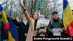 Imagine de la evenimentul fotografiat de jurnalistul Andrei PungovschiPicture from the commemoration of the legionary leader Corneliul Zelea Codrea that took place on November 30 in Tancabesti