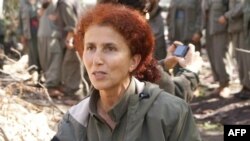 Сакине Жансиз Күрдстан Эмгекчилер партиясынын башатында турган