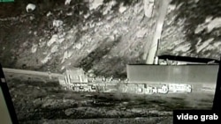 Чек ара кызматы тажик тарап такталбаган “Унжу-Булак” чек ара тилкесине контейнер койгонун билдирген. 