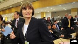 ميشلين کالمی ری، وزير امور خارجه سوئيس، به انتقاد های آمريکا درباره قرار داد گازی با ایران واکنش نشان داد.
عکس از AFP