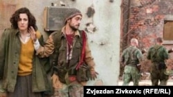 Scena iz filma "U zemlji krvi i meda"