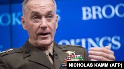 ژنرال دانفورد می‌گوید گزینه‌هایی که برای مقابله باد داعش مد نظر است، به گونه‌ای نیست که «با حل یک مشکل، مشکل دیگری ایجاد کند».