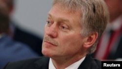 Як заявив Пєсков, Путіну доповіли про пожежу