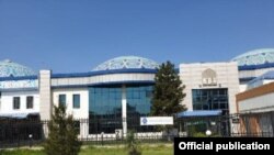 Бинои Бонки миллии Узбекистон.