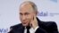 Владимир Путин на Валдайском форуме год назад
