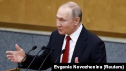 Напередодні космонавт і депутат Держдуми Валентина Терешкова озвучила ідею обнулити президентські терміни Володимира Путіна після ухвалення поправок до конституції