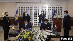 Sporazum su potpisali ministri Cikotić i Shah