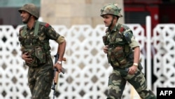 كماندوهای هندی با حمله به هتل اوبرى، ۱۴۳ گروگان شبه نظاميان اسلامگرا را آزاد كردند. (عکس: AFP)