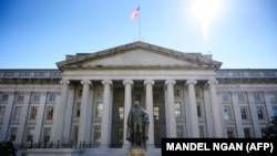 وزارت خزانه‌داری آمریکا همواره تاکید کرده غذا، دارو و تجهیزات پزشکی شامل تحریم نمی‌شود