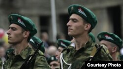 Hовобранцы, в подавляющем большинстве, охотно идут служить