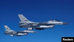 Очікується, що українські пілоти прибудуть на базу Національної гвардії Морріс у Тусоні, штат Арізона, до жовтня.