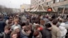 Очередь в первый ресторан McDonald's в Москве в день открытия, 31 января 1990 г.