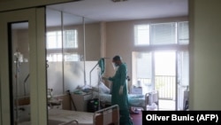 Pacient internat într-un secție dedicată coronavirusului