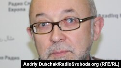 Режисер Сергій Проскурня