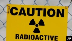 Statele Unite, unde sunt în funcțiune cam 90 de reactoare nucleare, spun că fac eforturi să-și reducă dependența de ruși în ce privește combustibilul nuclear. 