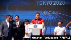 Олимп оюндарына катышкан курама команданы тосуп алуу аземи. 7-август, 2021-жыл. 