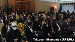 Собрание депутатов в госрезиденции «Ала-Арча», 10 октября 2020 г.