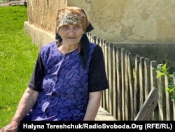 Мешканка села Садове Катерина Шмигельська