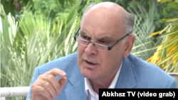 Аслан Бжания