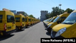 Microbuzele donate de România pentru școlile din R.Moldova