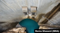 ۶۴۷ سد یعنی بیش از نیمی از سدهای کشور فاقد داده‌های کامل درباره‌ی پيمانکار یا مشاور یا هر دو هستند