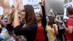 Тысячи человек приняли участие в демонстрации против убийства темнокожего подростка