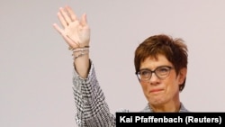Аннеґрет Крамп-Карренбауер (АКК), Гамбург, 7 грудня 2018 року