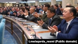 Қазақстан парламенті депутаттары президент Қасым-Жомарт Тоқаевтың халыққа жолдауын тыңдап отыр. Астана, 8 қыркүйек, 2025 жыл.