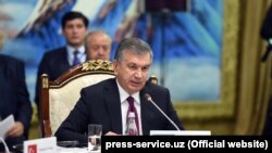 Өзбек президенти Мирзиёев Түрк тилдүү мамлекеттердин кызматташтык кеңешинин саммитинде. Чолпон-Ата, 3-сентябрь, 2018-жыл. 