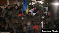 Захисники Донецького аеропорту: «Талібан», «Трофім», «Боцман» «Страшний Сержант», «Річ», «Кузьмич», початок листопаду. (Фото надане Михайлом Кучерявенком)