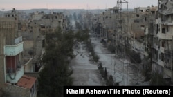 Місто Дейр-ез-Зор зазнало значних руйнувань під час попередніх боїв, архівне фото