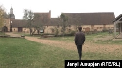 Тамплиер чебинин көрүнүшү, Франция