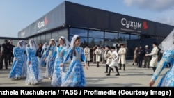 Сухумский аэропорт, 7 февраля