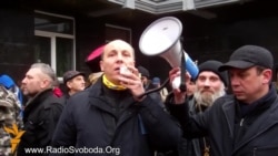 Самооборона Майдану вимагає закриття справ проти її активістів