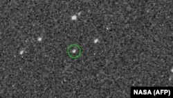 Зображення астероїда Бенну з космічного апарата OSIRIS-REx, серпень 2018 року