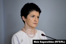 Mnogi u gruzijskoj filmskoj industriji izrazili su zabrinutost zbog pristupa ministrice kulture Tea Tsulukianije prema kinematografiji u zemlji.