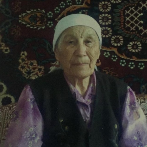 Алтон Ипанова