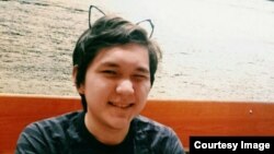 Азиз Нью-Йоркко 9 ай мурда барган. 