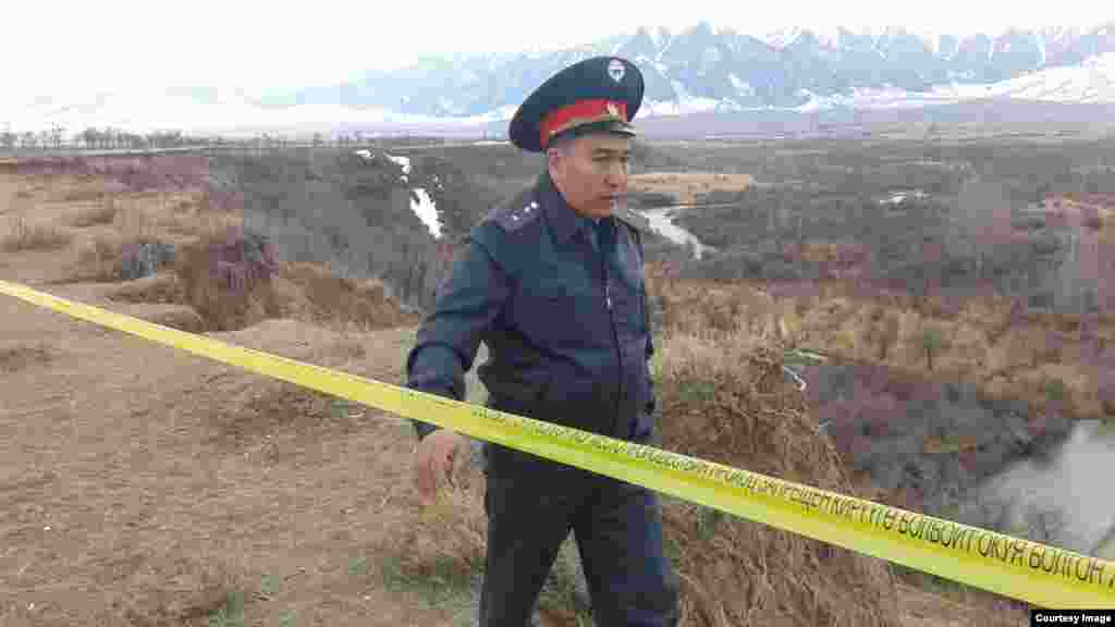 Ысык-Көл облусунун жетекчилиги өткөн жума соңунда Ак-Сууда табылган байыркы жаныбардын сөөгүн тезирээк изилдөөнү өкмөткө сунуштаганын губернатордун орун басары Рита Борбукеева &quot;Азаттыкка&quot; билдирген.&nbsp;