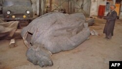 Муҷассамаи сарнагуншудаи Ленин дар Душанбе