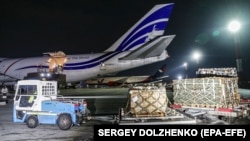 Цей пакет, який включає критично важливі засоби протиповітряної оборони та боєприпаси. Фото ілюстративне 