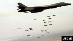 بمب‌افکن بی-۱؛ نیروی هوایی آمریکا