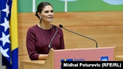 40-річна кронпринцеса Вікторія – перша в черзі на шведський престол, який наразі посідає її батько, король Карл XIV Густав