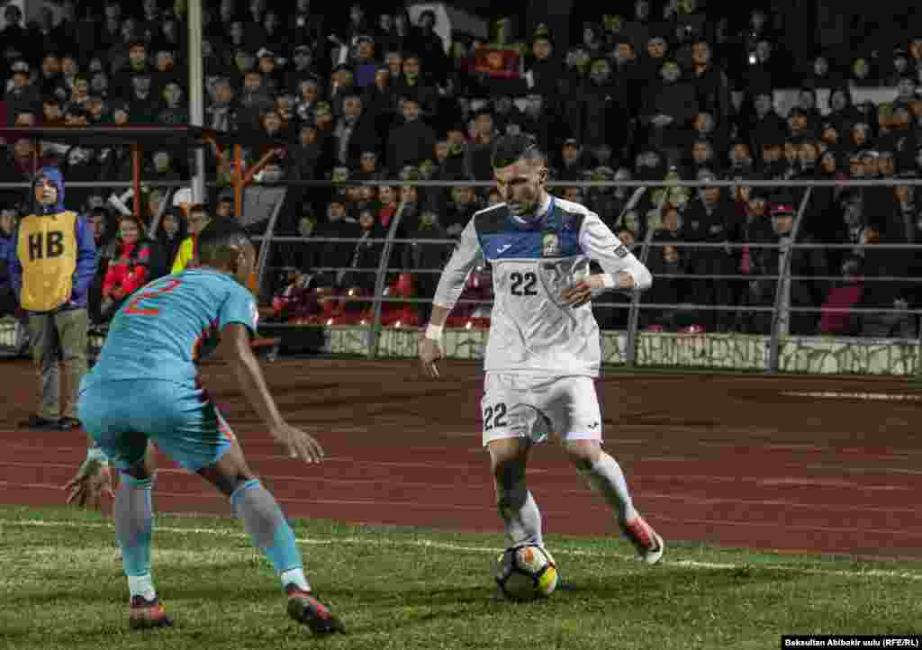 Кошумча көрсөткүчтөрдүн жыйынтыгында Кыргызстан өз тобунда 1-орун менен Азия кубогунун финалдык бөлүгүнө жолдомо алганын команданын башкы машыктыруучусу Александр Крестинин билдирди. Азиянын Футбол Конфедерациясынын расмий сайтында Кыргызстандан утулганына карабай Индия &quot;А&quot; тобунда көч башын жетектегени жарыяланды. Мьянмада 8 упай бар. Макаодо упай жок.